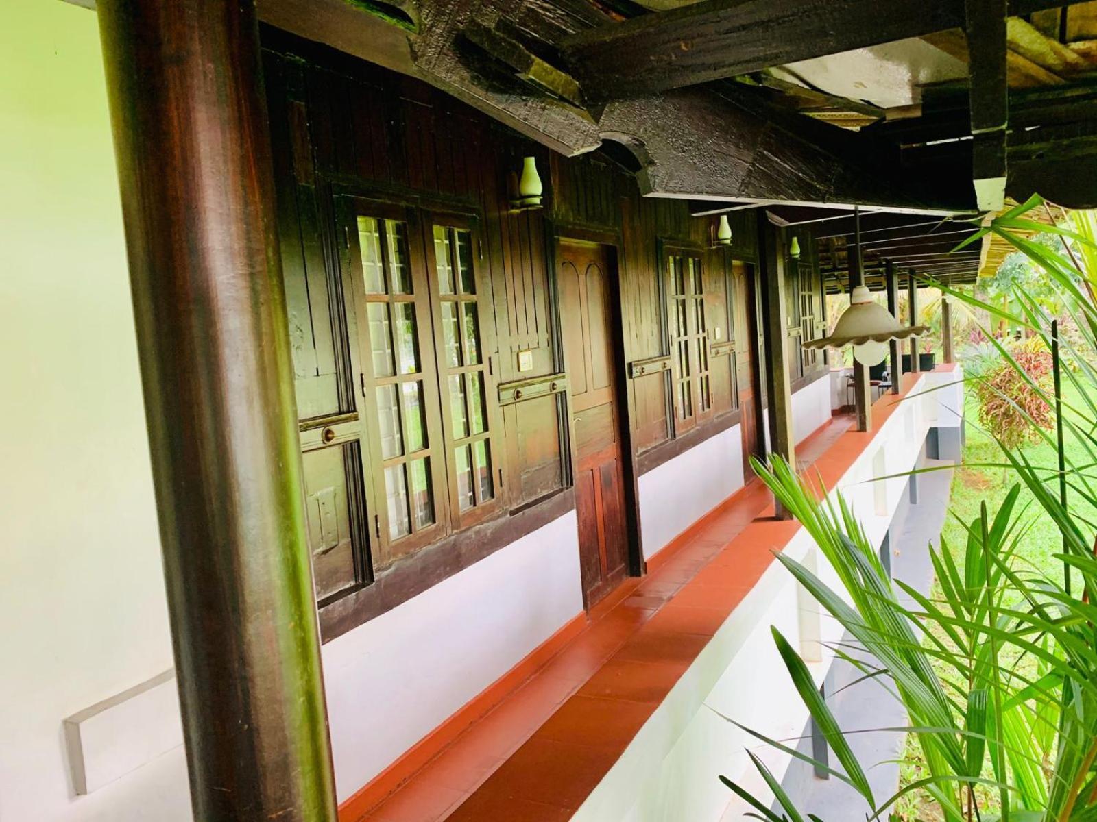 Champakulam The Pamba Heritage Villa מראה חיצוני תמונה