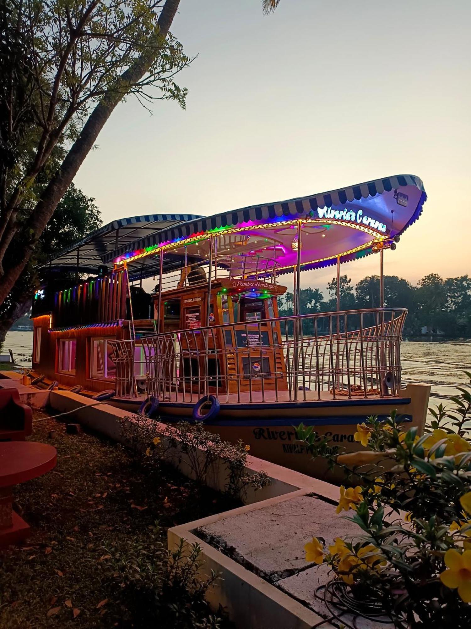 Champakulam The Pamba Heritage Villa מראה חיצוני תמונה